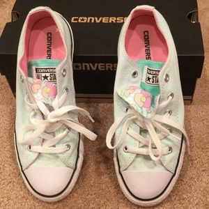 Double tongue green and pink converse.